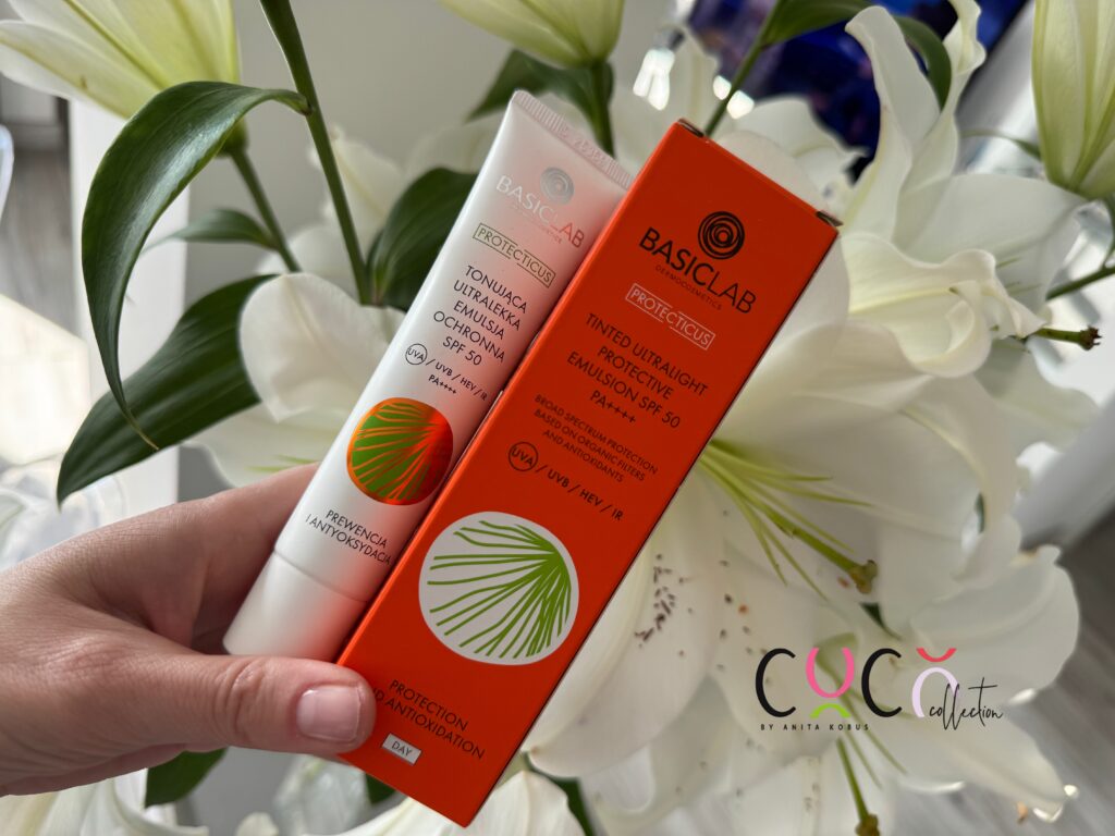 BasiacLab Tonująca emulsja SPF 50
COCO COLLECTION blog 