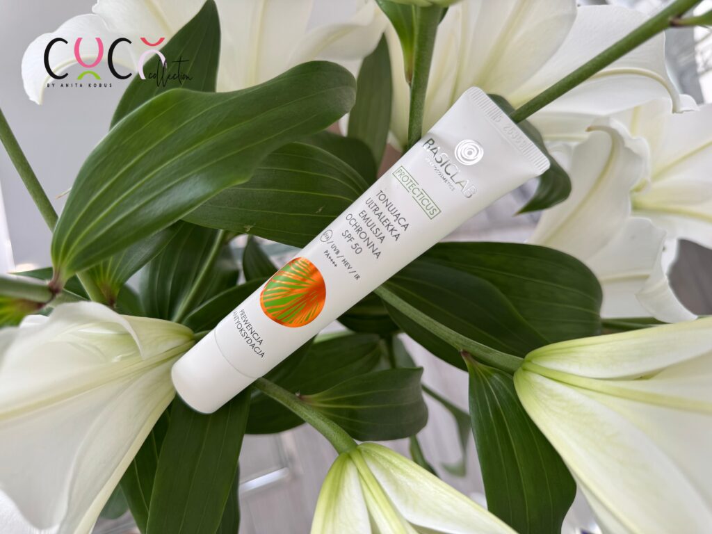 BasicLab tonująca emulsja SPF 50
COCO COLLECTION blog